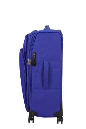 Samsonite Spark SNG Eco 67cm 4-Wheel Medium Expandable Suitcase