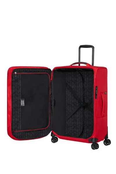 Samsonite Spark SNG Eco 67cm 4-Wheel Medium Expandable Suitcase